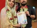 After denying the news, Rakhi's husband announces they are married - Hindi News | After denying the news, Rakhi's husband announces they are married | Latest entertainment News at Lokmattimes.com
