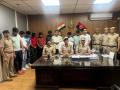 Fake call centre busted in Gurugram; 10 arrested - Hindi News | Fake call centre busted in Gurugram; 10 arrested | Latest national News at Lokmattimes.com