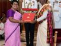 President Murmu presents National Florence Nightingale Awards to Nurses - Hindi News | President Murmu presents National Florence Nightingale Awards to Nurses | Latest health News at Lokmattimes.com