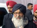 Elderly Badal aims to save Akali Dal's 'sinking ship' after 2017 humiliating defeat - Hindi News | Elderly Badal aims to save Akali Dal's 'sinking ship' after 2017 humiliating defeat | Latest politics News at Lokmattimes.com