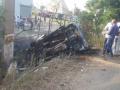 Gurugram: 2 burnt alive as car catches fire after collision with pole - Hindi News | Gurugram: 2 burnt alive as car catches fire after collision with pole | Latest international News at Lokmattimes.com