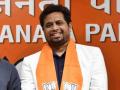 BJP MP criticised for describing Modi as Swami Vivekananda's incarnation - Hindi News | BJP MP criticised for describing Modi as Swami Vivekananda's incarnation | Latest politics News at Lokmattimes.com