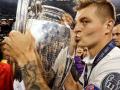 Toni Kroos signs new Real Madrid contract - Hindi News | Toni Kroos signs new Real Madrid contract | Latest football News at Lokmattimes.com