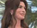 Anne Hathaway says 'The Devil Wears Prada' sequel is 'tempting' - Hindi News | Anne Hathaway says 'The Devil Wears Prada' sequel is 'tempting' | Latest entertainment News at Lokmattimes.com