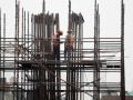 Labour Ministry asks states to ensure protection to construction, mine workers amid rising heat wave conditions - Hindi News | Labour Ministry asks states to ensure protection to construction, mine workers amid rising heat wave conditions | Latest international News at Lokmattimes.com
