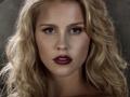 'The Vampire Diaries' star Claire Holt opens up on postpartum anxiety - Hindi News | 'The Vampire Diaries' star Claire Holt opens up on postpartum anxiety | Latest lifestyle News at Lokmattimes.com