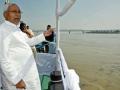 Steamer with Nitish onboard rams bridge pillar in Patna - Hindi News | Steamer with Nitish onboard rams bridge pillar in Patna | Latest politics News at Lokmattimes.com