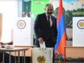 Nikol Pashinyan re-appointed as Armenian PM - Hindi News | Nikol Pashinyan re-appointed as Armenian PM | Latest politics News at Lokmattimes.com