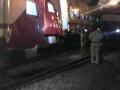 Mumbai: Two trains come on same track, 3 bogies derailed; no casualty - Hindi News | Mumbai: Two trains come on same track, 3 bogies derailed; no casualty | Latest national News at Lokmattimes.com