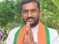 Police foil BJP protest in Hyderabad, detains MLA - Hindi News | Police foil BJP protest in Hyderabad, detains MLA | Latest politics News at Lokmattimes.com