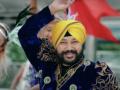 Daler Mehndi's song from 'Bekhudi' sets mood for wedding celebrations - Hindi News | Daler Mehndi's song from 'Bekhudi' sets mood for wedding celebrations | Latest entertainment News at Lokmattimes.com