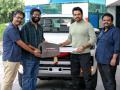 'Sardar' producer gifts director Mithran a new car - Hindi News | 'Sardar' producer gifts director Mithran a new car | Latest entertainment News at Lokmattimes.com