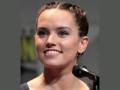 Daisy Ridley announces she's back as Rey in new 'Star Wars' movie - Hindi News | Daisy Ridley announces she's back as Rey in new 'Star Wars' movie | Latest entertainment News at Lokmattimes.com