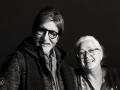 Nafisa Ali reminisces 'Major Saab' days with Big B as she starts shooting for 'Uunchai' - Hindi News | Nafisa Ali reminisces 'Major Saab' days with Big B as she starts shooting for 'Uunchai' | Latest entertainment News at Lokmattimes.com