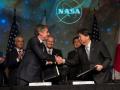 US, Japan sign pact at NASA HQ to explore deep space - Hindi News | US, Japan sign pact at NASA HQ to explore deep space | Latest international News at Lokmattimes.com