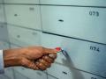 6 in 10 holders of bank lockers likely to downgrade size or switch bank: Survey - Hindi News | 6 in 10 holders of bank lockers likely to downgrade size or switch bank: Survey | Latest international News at Lokmattimes.com