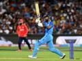T20 World Cup: Hardik Pandya, Virat Kohli fifties power India to 168/6 against England - Hindi News | T20 World Cup: Hardik Pandya, Virat Kohli fifties power India to 168/6 against England | Latest cricket News at Lokmattimes.com