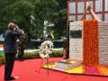 President pays homage to Kargil fallen heroes - Hindi News | President pays homage to Kargil fallen heroes | Latest politics News at Lokmattimes.com