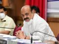 K'taka CM hints at reducing taxes on fuel - Hindi News | K'taka CM hints at reducing taxes on fuel | Latest politics News at Lokmattimes.com