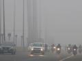 Delhi records dip in temperature, fog disrupts visibility - Hindi News | Delhi records dip in temperature, fog disrupts visibility | Latest national News at Lokmattimes.com