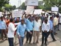 RTC employees not allowed protest march in Hyderabad - Hindi News | RTC employees not allowed protest march in Hyderabad | Latest national News at Lokmattimes.com
