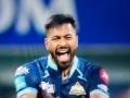 Hardik Pandya roasted on social media for screaming at senior pro Shami - Hindi News | Hardik Pandya roasted on social media for screaming at senior pro Shami | Latest cricket News at Lokmattimes.com