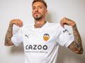 Samuel Castillejo joins Valencia from AC Milan - Hindi News | Samuel Castillejo joins Valencia from AC Milan | Latest football News at Lokmattimes.com