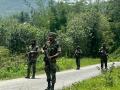 Militants kill 3 village defence force volunteers in Manipur - Hindi News | Militants kill 3 village defence force volunteers in Manipur | Latest national News at Lokmattimes.com