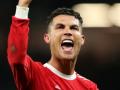 Ronaldo flies to Portugal to plot PSG transfer: Report - Hindi News | Ronaldo flies to Portugal to plot PSG transfer: Report | Latest football News at Lokmattimes.com
