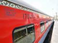 Medical team jumps from moving Rajdhani Express at Bihar station - Hindi News | Medical team jumps from moving Rajdhani Express at Bihar station | Latest national News at Lokmattimes.com