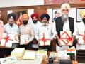 Punjab Assembly Speaker releases compendium of House sittings of 61 years - Hindi News | Punjab Assembly Speaker releases compendium of House sittings of 61 years | Latest politics News at Lokmattimes.com