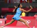 Olympics: PV Sindhu storms into women's singles quarterfinals - Hindi News | Olympics: PV Sindhu storms into women's singles quarterfinals | Latest badminton News at Lokmattimes.com