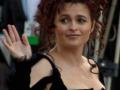 Helena Bonham Carter makes potential boyfriends take handwriting test - Hindi News | Helena Bonham Carter makes potential boyfriends take handwriting test | Latest entertainment News at Lokmattimes.com