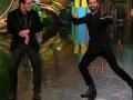 'Bigg Boss 15': Salman, Shahid dance together; Karan proposes to Tejasswi on 'Weekend Ka Vaar' - Hindi News | 'Bigg Boss 15': Salman, Shahid dance together; Karan proposes to Tejasswi on 'Weekend Ka Vaar' | Latest entertainment News at Lokmattimes.com
