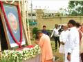 Yogi pays tributes to Atal Bihari Vajpayee - Hindi News | Yogi pays tributes to Atal Bihari Vajpayee | Latest politics News at Lokmattimes.com