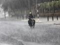 Heavy rains in Puducherry, several houses destroyed - Hindi News | Heavy rains in Puducherry, several houses destroyed | Latest national News at Lokmattimes.com