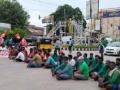 Farmers in Telangana continue protest over industrial zone - Hindi News | Farmers in Telangana continue protest over industrial zone | Latest politics News at Lokmattimes.com