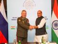 SCO Defence Ministers' meet: Rajnath holds bilateral talks with Russian counterpart - Hindi News | SCO Defence Ministers' meet: Rajnath holds bilateral talks with Russian counterpart | Latest politics News at Lokmattimes.com