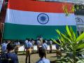 Asoka World School in Kochi, Kerala hoisted the largest flag to celebrate 75th Independence Day - Hindi News | Asoka World School in Kochi, Kerala hoisted the largest flag to celebrate 75th Independence Day | Latest business News at Lokmattimes.com