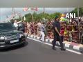 PM Modi receives warm welcome in Bhuj, holds roadshow - Hindi News | PM Modi receives warm welcome in Bhuj, holds roadshow | Latest national News at Lokmattimes.com