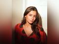 Alia Bhatt flaunts pregnancy glow in latest pictures, mother Soni Razdan reacts - Hindi News | Alia Bhatt flaunts pregnancy glow in latest pictures, mother Soni Razdan reacts | Latest entertainment News at Lokmattimes.com