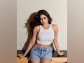 Janhvi Kapoor looks drop-dead gorgeous in latest pictures - Hindi News | Janhvi Kapoor looks drop-dead gorgeous in latest pictures | Latest entertainment News at Lokmattimes.com