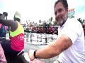 Kerala: Congress MP Rahul Gandhi participates in a snake boat race in Punnamada lake - Hindi News | Kerala: Congress MP Rahul Gandhi participates in a snake boat race in Punnamada lake | Latest national News at Lokmattimes.com