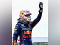 Max Verstappen wins rain-hit Japanese GP, captures second F1 title - Hindi News | Max Verstappen wins rain-hit Japanese GP, captures second F1 title | Latest other-sports News at Lokmattimes.com