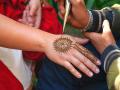 Places you can go to for Henna designs this Karwa Chauth - Hindi News | Places you can go to for Henna designs this Karwa Chauth | Latest lifestyle News at Lokmattimes.com