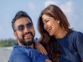 Shilpa Shetty shares picture with "lifetime Karwa Chauth" Raj Kundra - Hindi News | Shilpa Shetty shares picture with "lifetime Karwa Chauth" Raj Kundra | Latest entertainment News at Lokmattimes.com