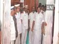Tamil Nadu Assembly ruckus: Speaker orders eviction of EPS, AIADMK MLAs - Hindi News | Tamil Nadu Assembly ruckus: Speaker orders eviction of EPS, AIADMK MLAs | Latest national News at Lokmattimes.com