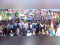 Congress Bharat Jodo Yatra enters Andhra Pradesh, Rahul Gandhi resumes march from Kurnool - Hindi News | Congress Bharat Jodo Yatra enters Andhra Pradesh, Rahul Gandhi resumes march from Kurnool | Latest national News at Lokmattimes.com