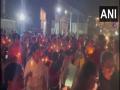 Noida: Candle march protest by locals where an infant was mauled to death by a stray dog - Hindi News | Noida: Candle march protest by locals where an infant was mauled to death by a stray dog | Latest national News at Lokmattimes.com