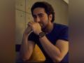 Ayushmann Khurrana celebrates 27 yrs of 'DDLJ' - Hindi News | Ayushmann Khurrana celebrates 27 yrs of 'DDLJ' | Latest entertainment News at Lokmattimes.com